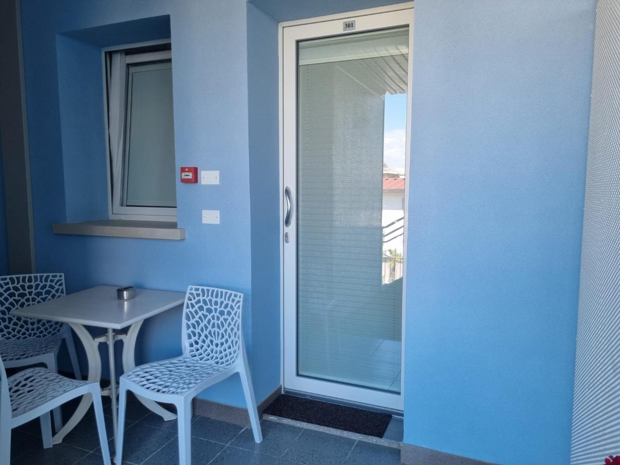 Appart-Hotel Holiday Lignano Sabbiadoro Exterior photo